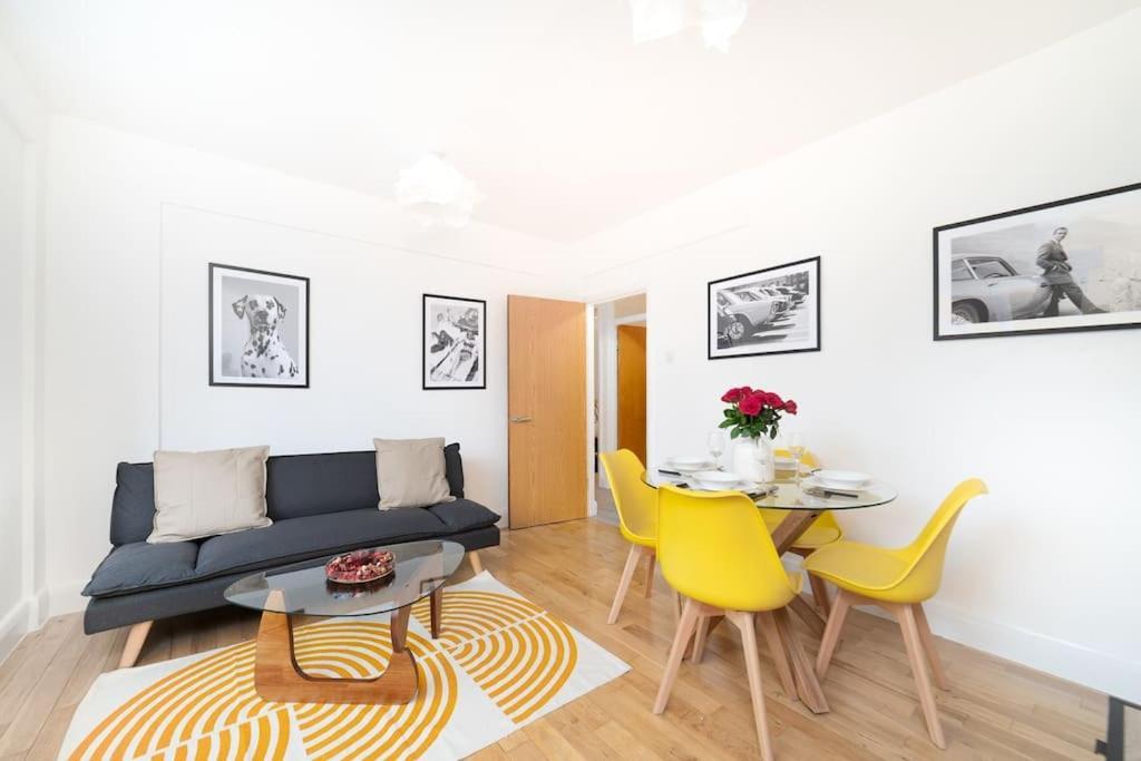 Two Bedroom Apartment By Buonomo Stays Short Lets & Serviced Accommodation In Balham With Balcony London Eksteriør bilde